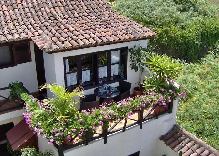 דירה Rustic With Balcony And Sea View *